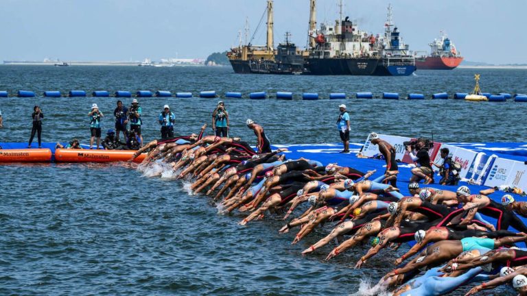 اختفاء سباح خلال سباق